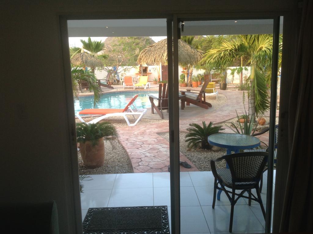 Hacienda Wayaca Apartments Oranjestad Exterior foto