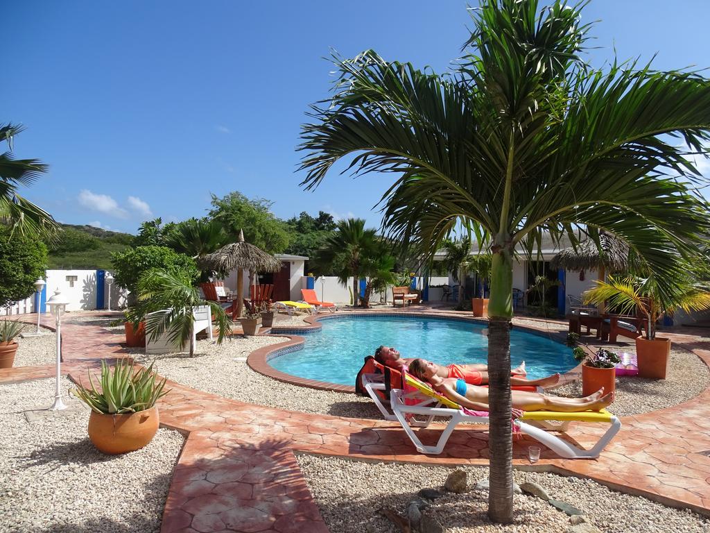 Hacienda Wayaca Apartments Oranjestad Exterior foto