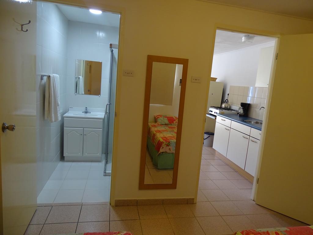 Hacienda Wayaca Apartments Oranjestad Exterior foto