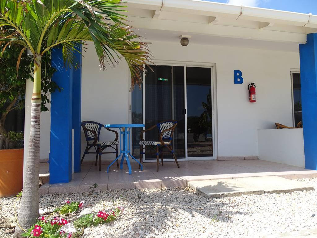 Hacienda Wayaca Apartments Oranjestad Exterior foto
