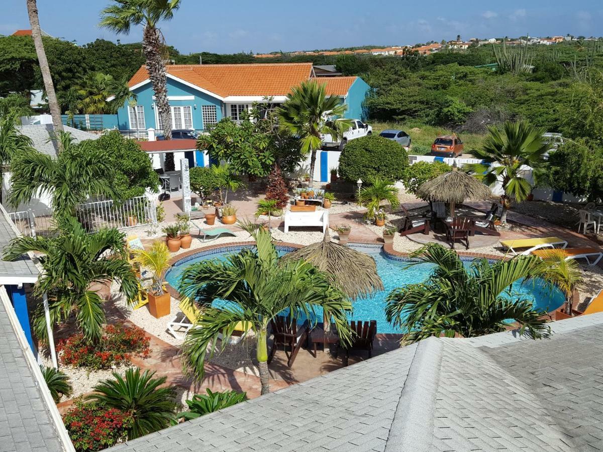 Hacienda Wayaca Apartments Oranjestad Exterior foto