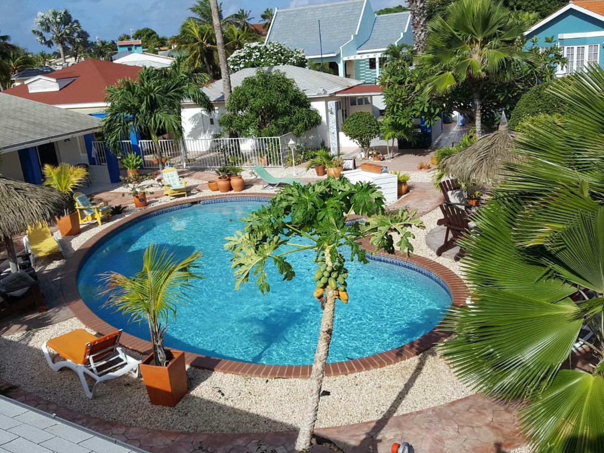 Hacienda Wayaca Apartments Oranjestad Exterior foto